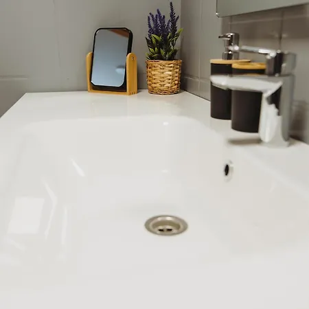 Zasebna Hisa V Naravi S Savno, Hisa 14h Hébergement de vacances