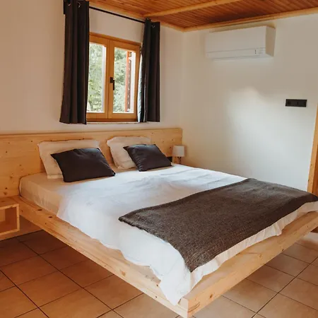 House 14h - Boutique Nature Retreat & Sauna Charm Počitniška hiša
